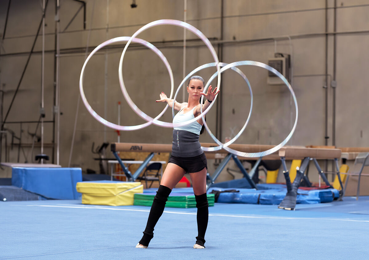 Performer with the SG Training Fit belt